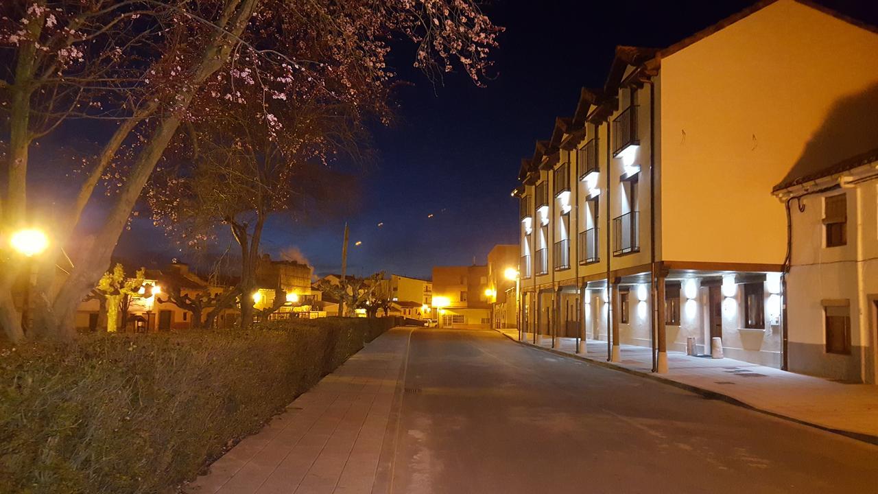 La Casa De Los Soportales Mansilla de las Mulas Exterior photo